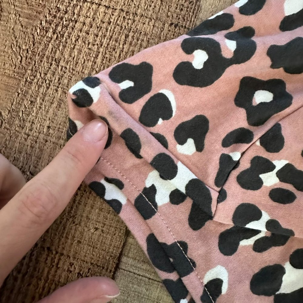 Kim Rogers perfectly soft three quarter sleeve pink leopard crew neck top women' - Picture 3 of 11